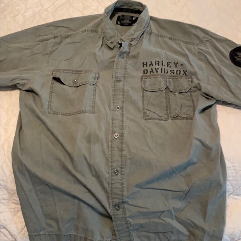 💥💥 3 for $50💥💥 XL Harley-Davidson button down